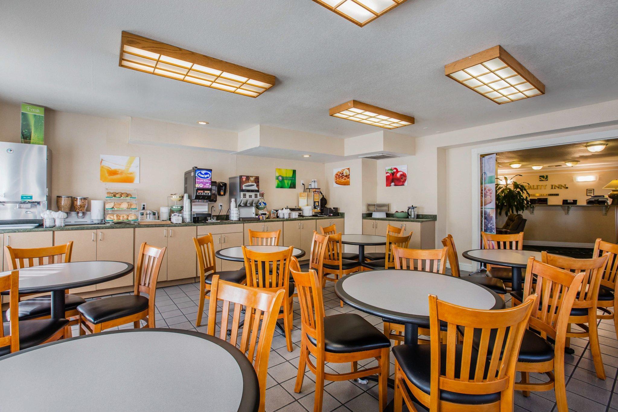 Quality Inn Redding Near I-5 Buitenkant foto