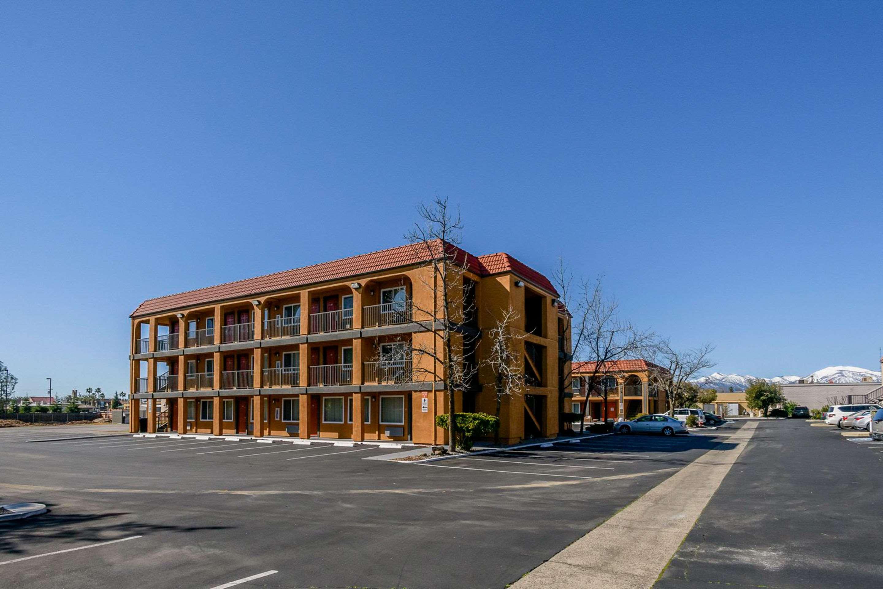 Quality Inn Redding Near I-5 Buitenkant foto