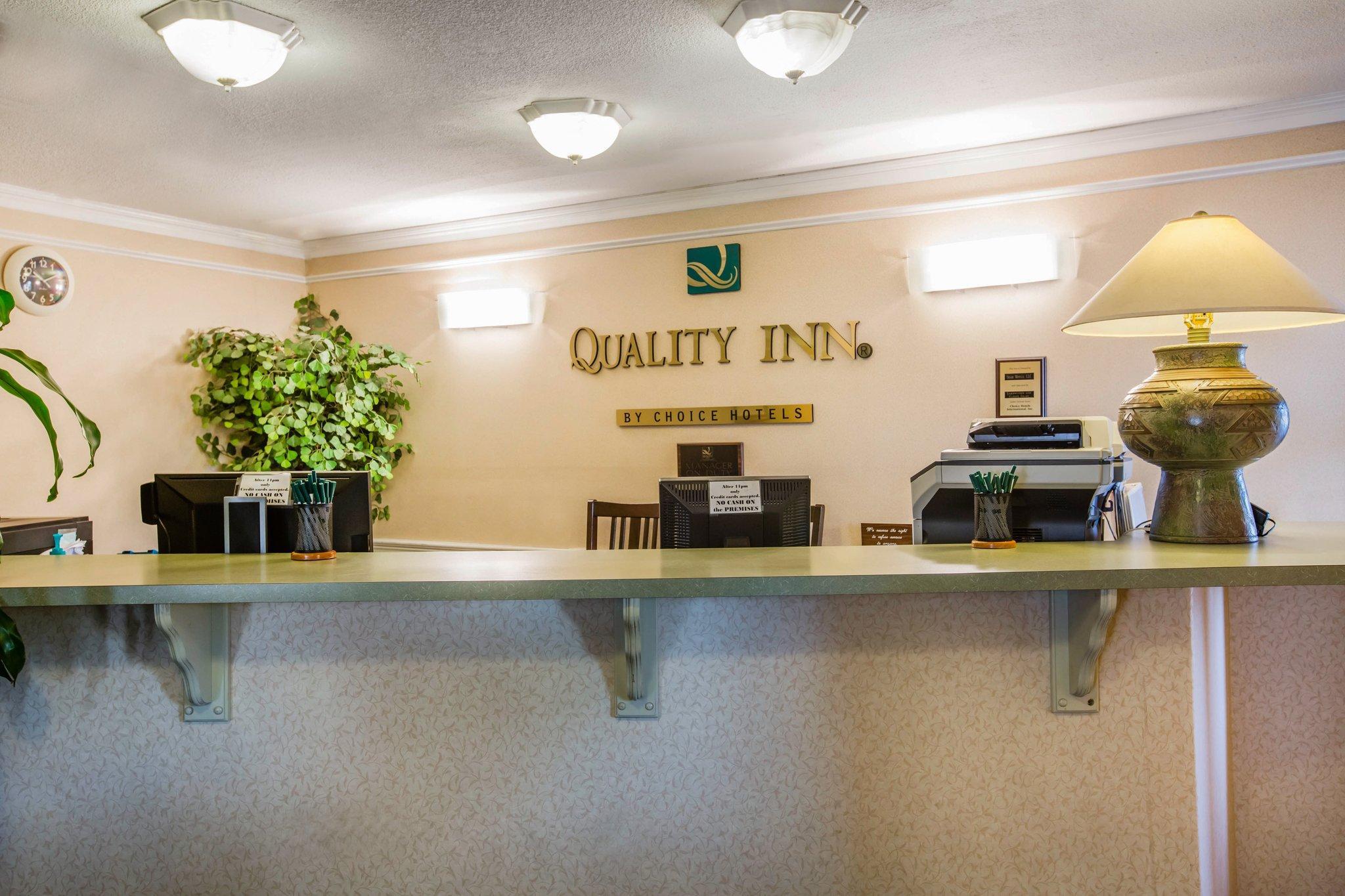 Quality Inn Redding Near I-5 Buitenkant foto