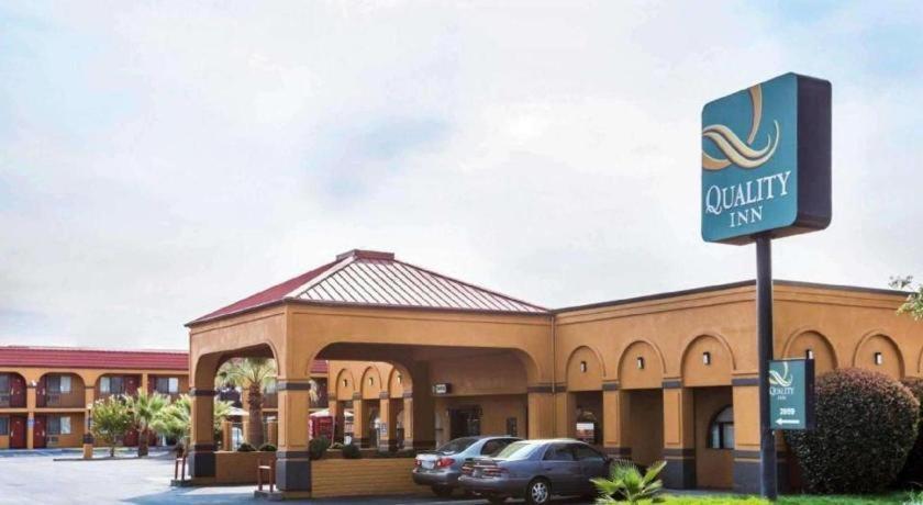 Quality Inn Redding Near I-5 Buitenkant foto